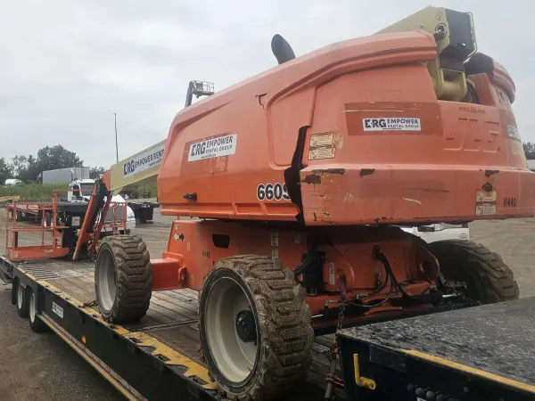 2018 JLG 660SJ
