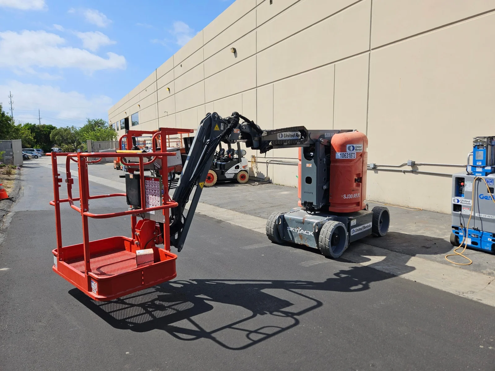 2017 Skyjack SJ30ARJE Articulating