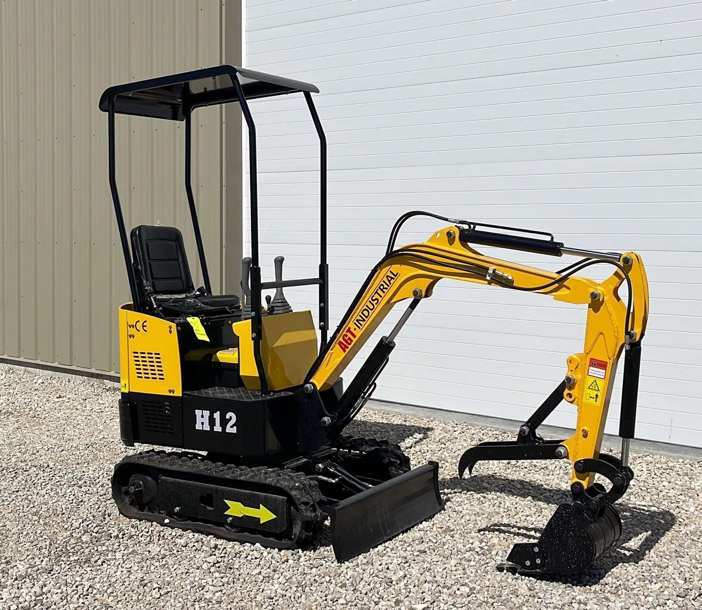 H12 Mini Excavator - front view