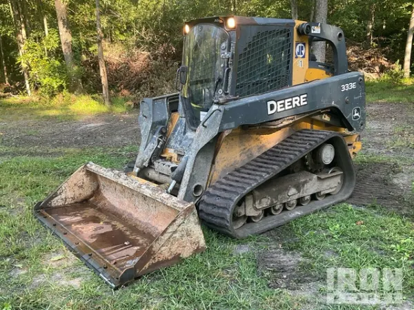2014 John Deere 333E
