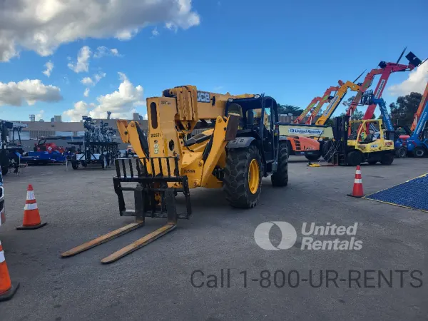 2018 JCB 510-56