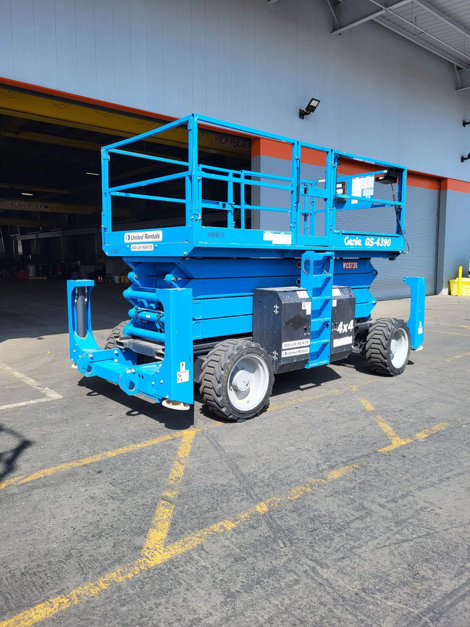 2016 Genie GS-4390-RT-Rough-Terrain