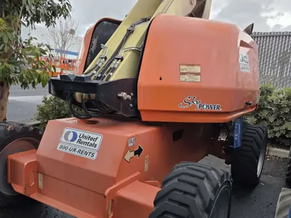 2018 JLG 660SJ