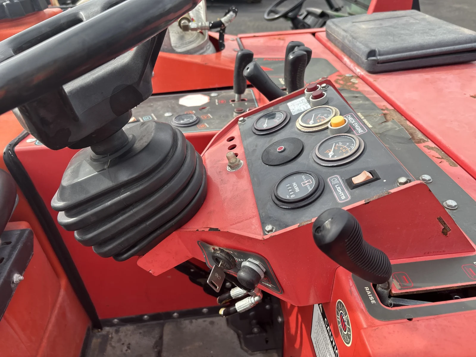 2018 Powerboss Commander T82