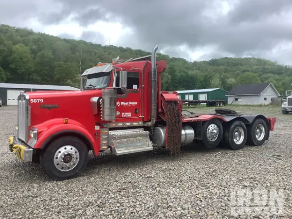 2013 Kenworth W900L