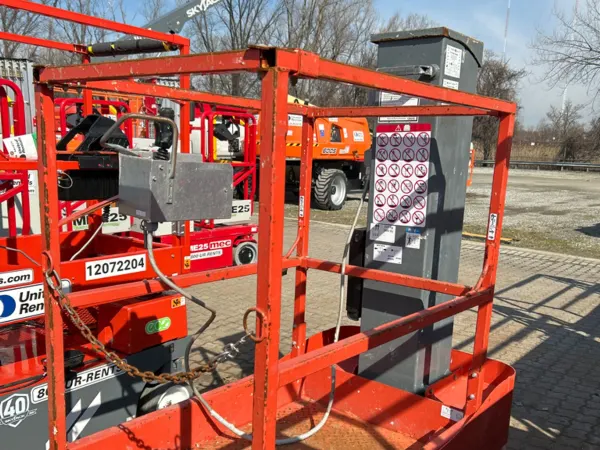2017 Skyjack SJ12 Self-Propelled One-Person