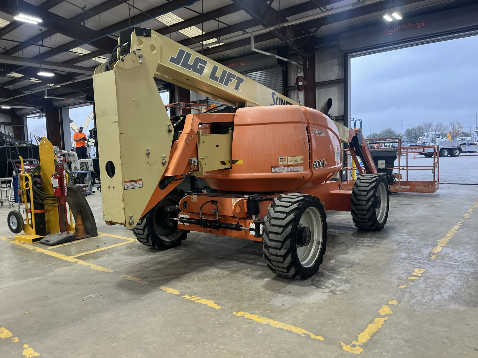 2018 JLG 600AJ