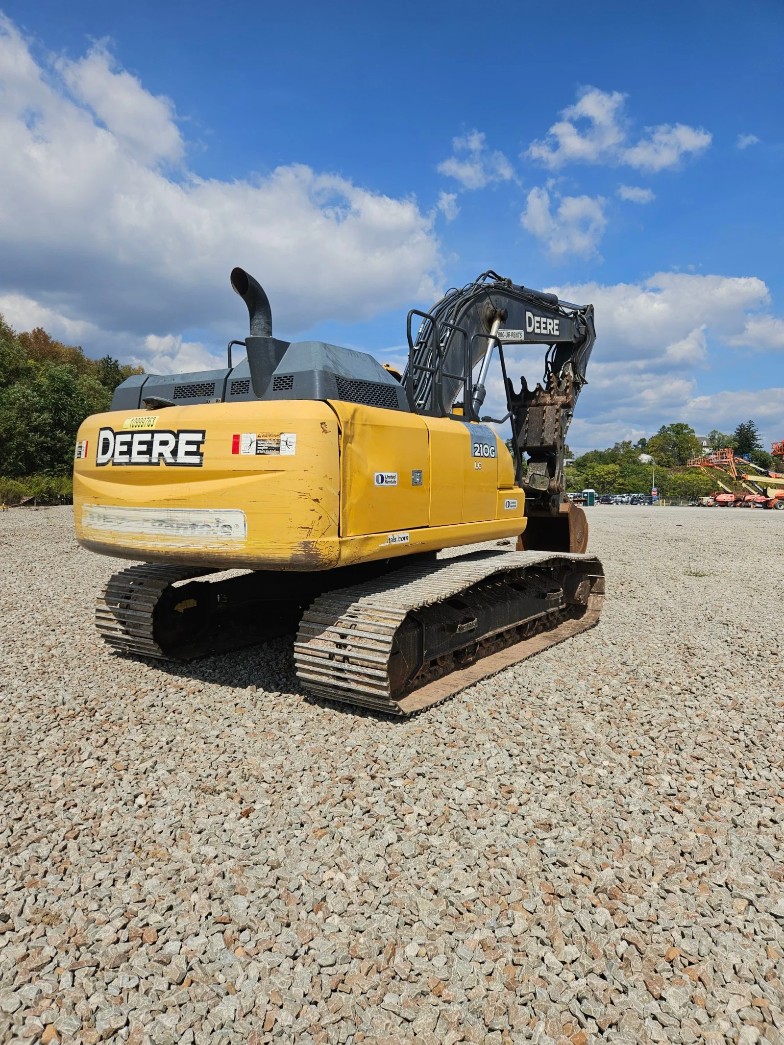 2019 John Deere 210G LC