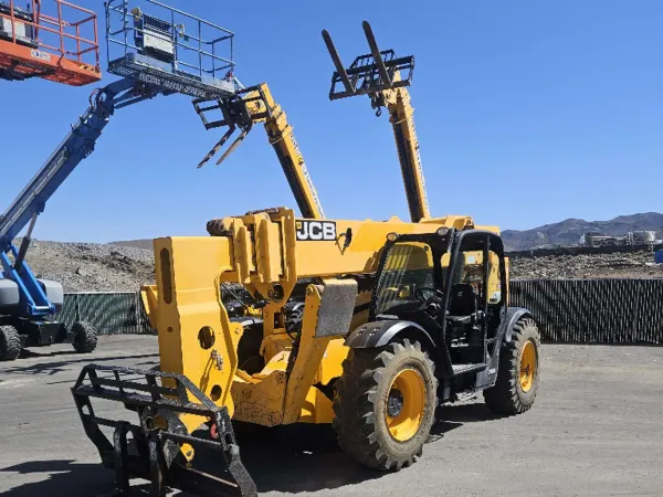 2018 JCB 510-56