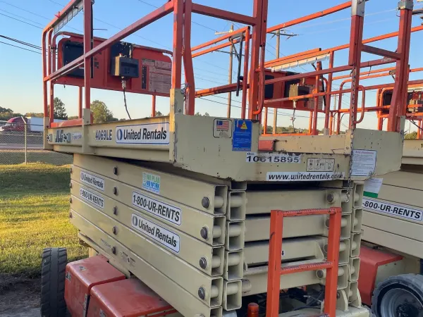 2017 JLG 4069LE
