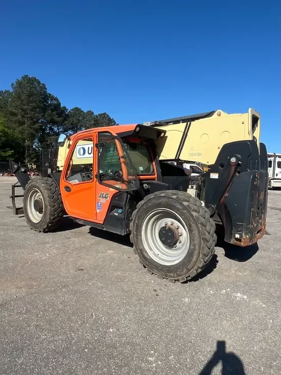 2018 JLG 1255