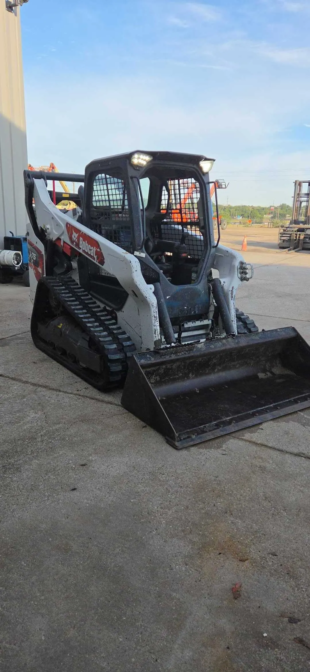 2022 Bobcat T76