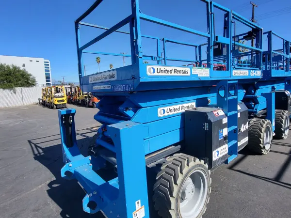 2018 Genie GS-4390 RT Rough Terrain