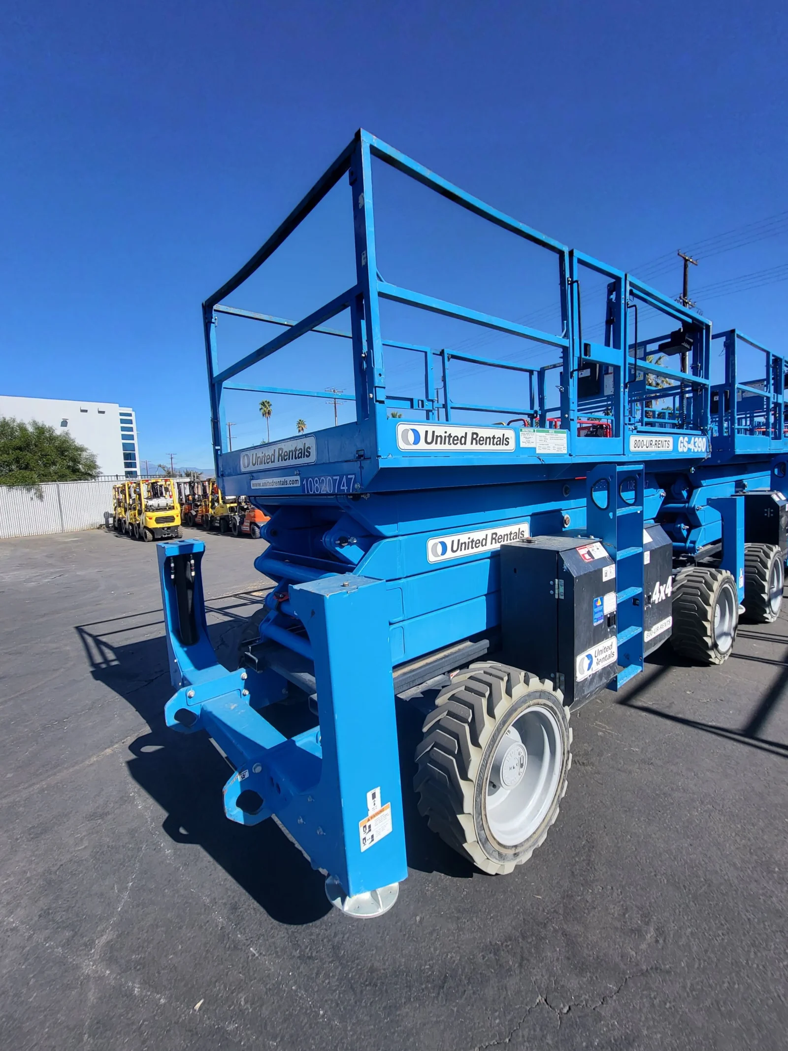 2018 Genie GS-4390 RT Rough Terrain