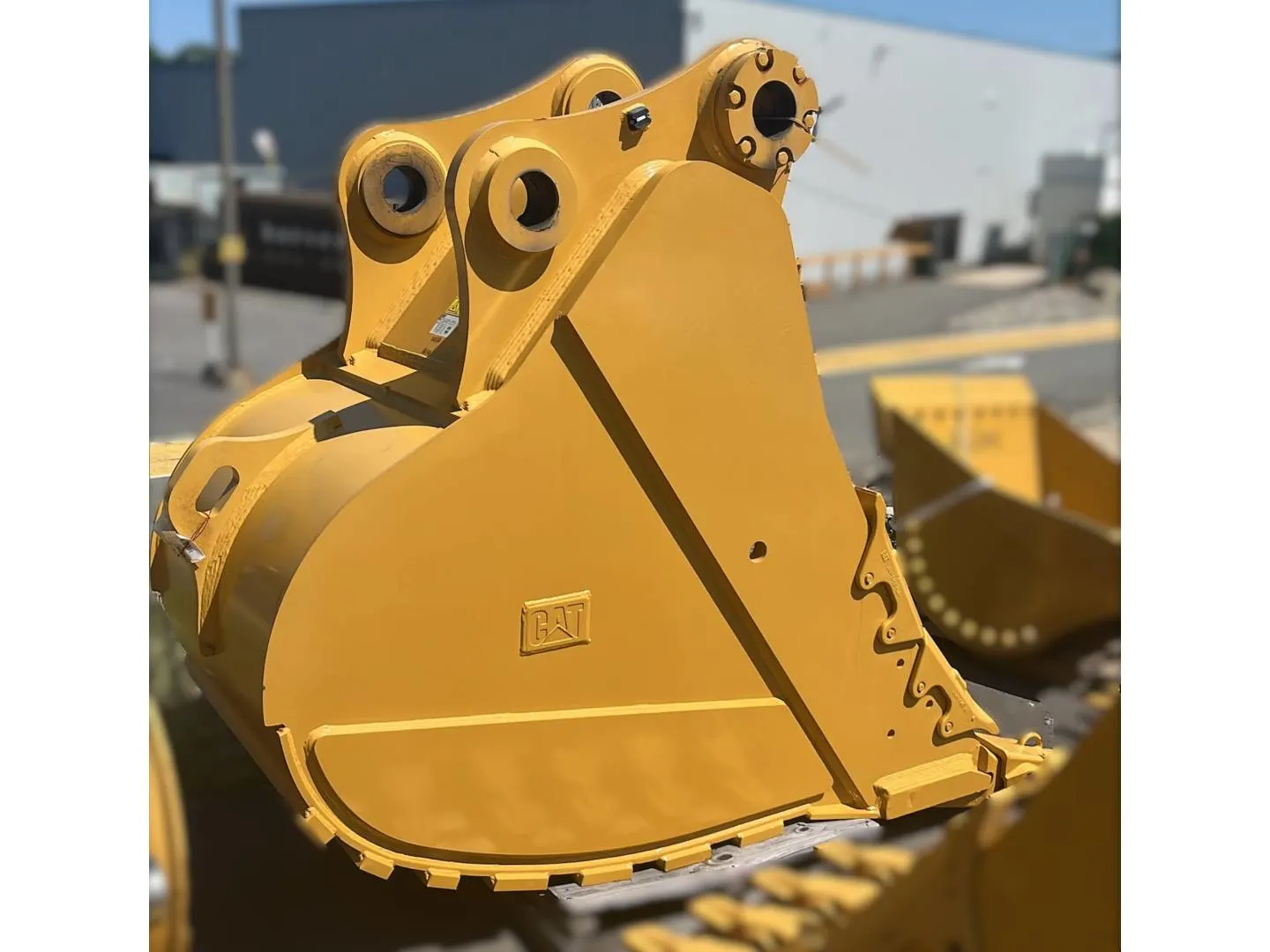 2024 Caterpillar 390 45" SD BUCKET PO HB2