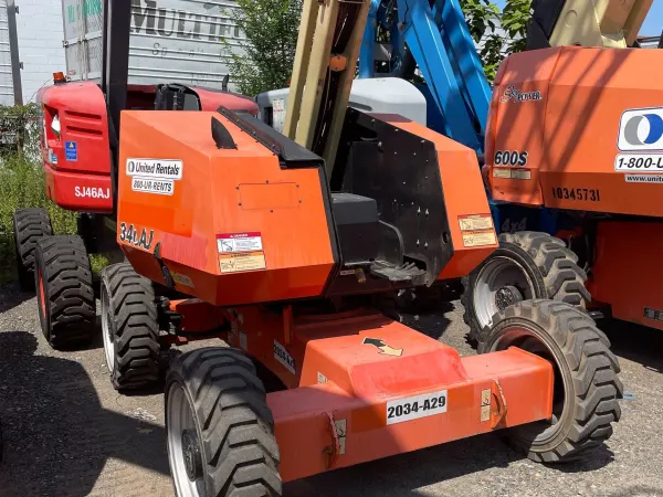2015 JLG 340AJ Articulating