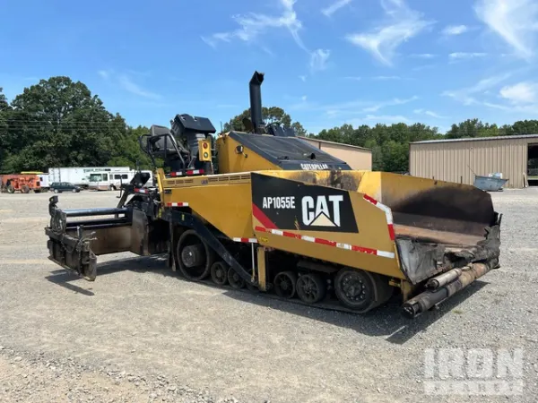 2012 Caterpillar AP1055E