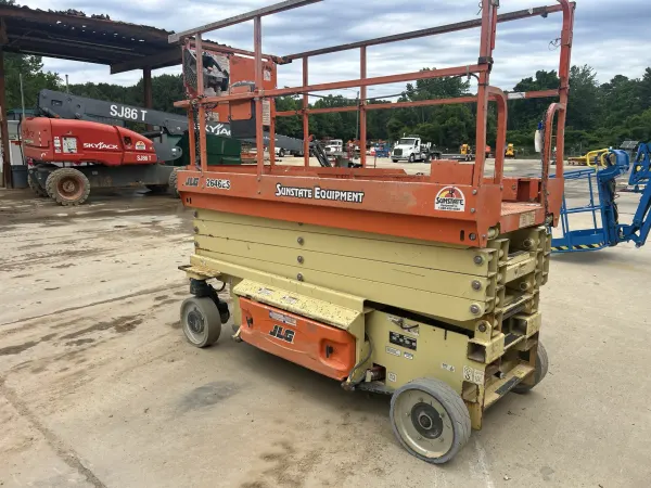 2018 JLG 2646ES