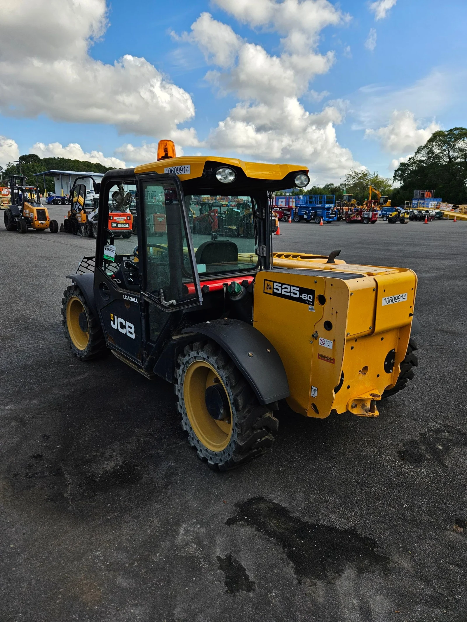 2017 JCB 525-60
