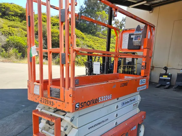 2019 Snorkel S3226E