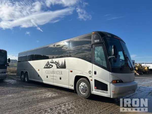2011 Mci J4500