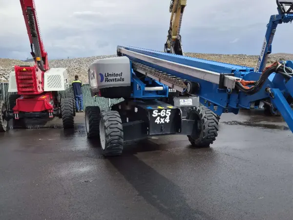 2018 Genie S-65