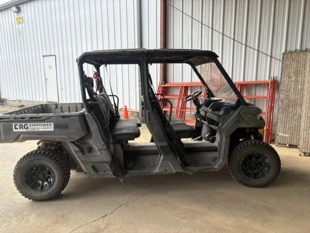 2019 Can-Am Defender