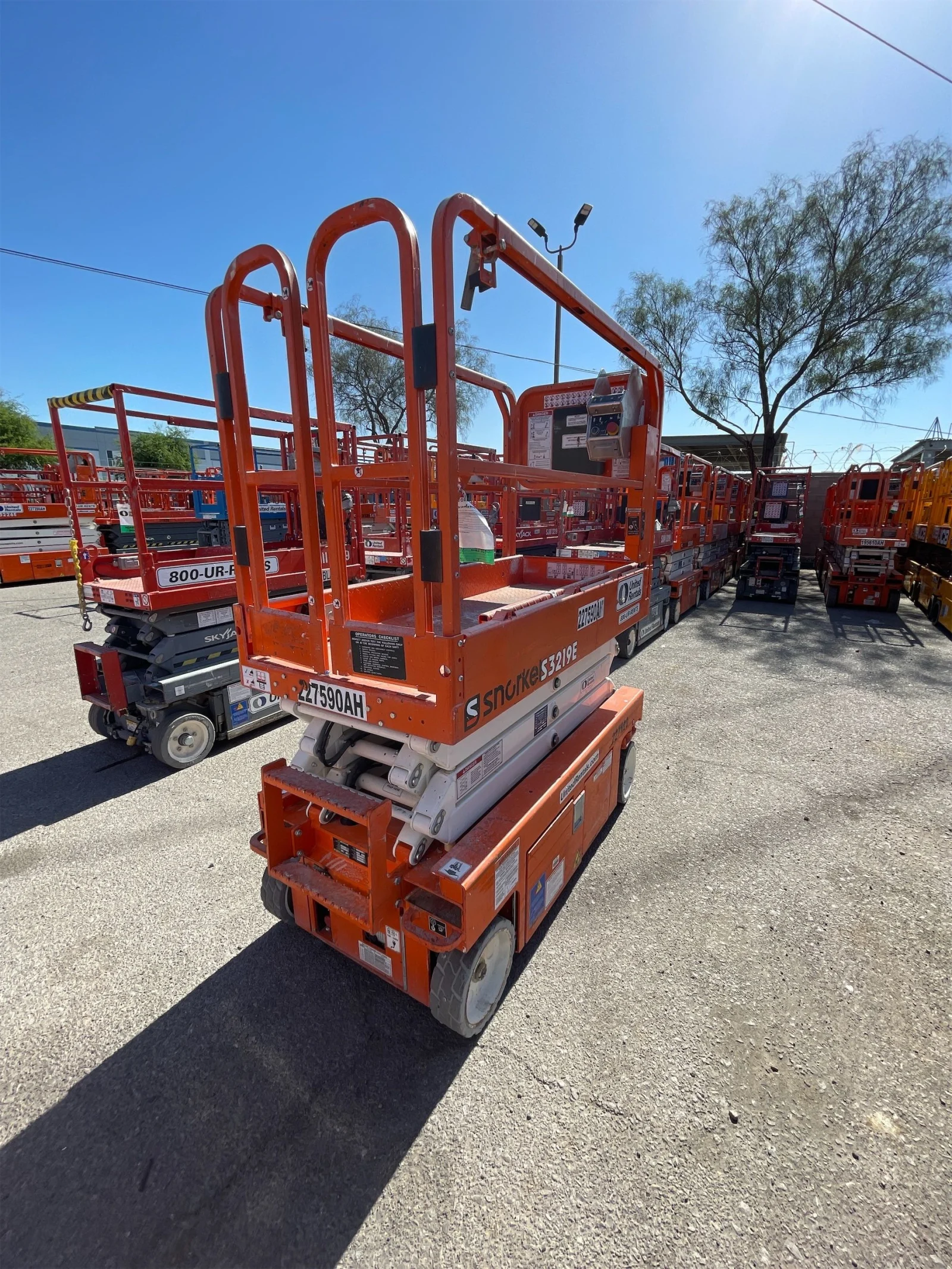 2019 Snorkel S3219E
