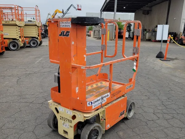 2018 JLG 1230ES Self-Propelled One-Person