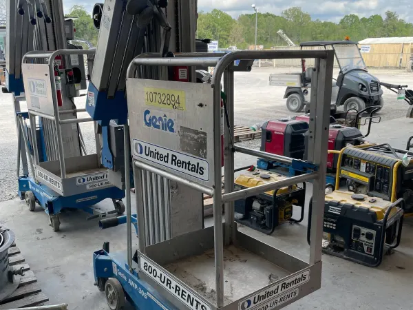 2018 Genie AWP-30SDC Pusharound