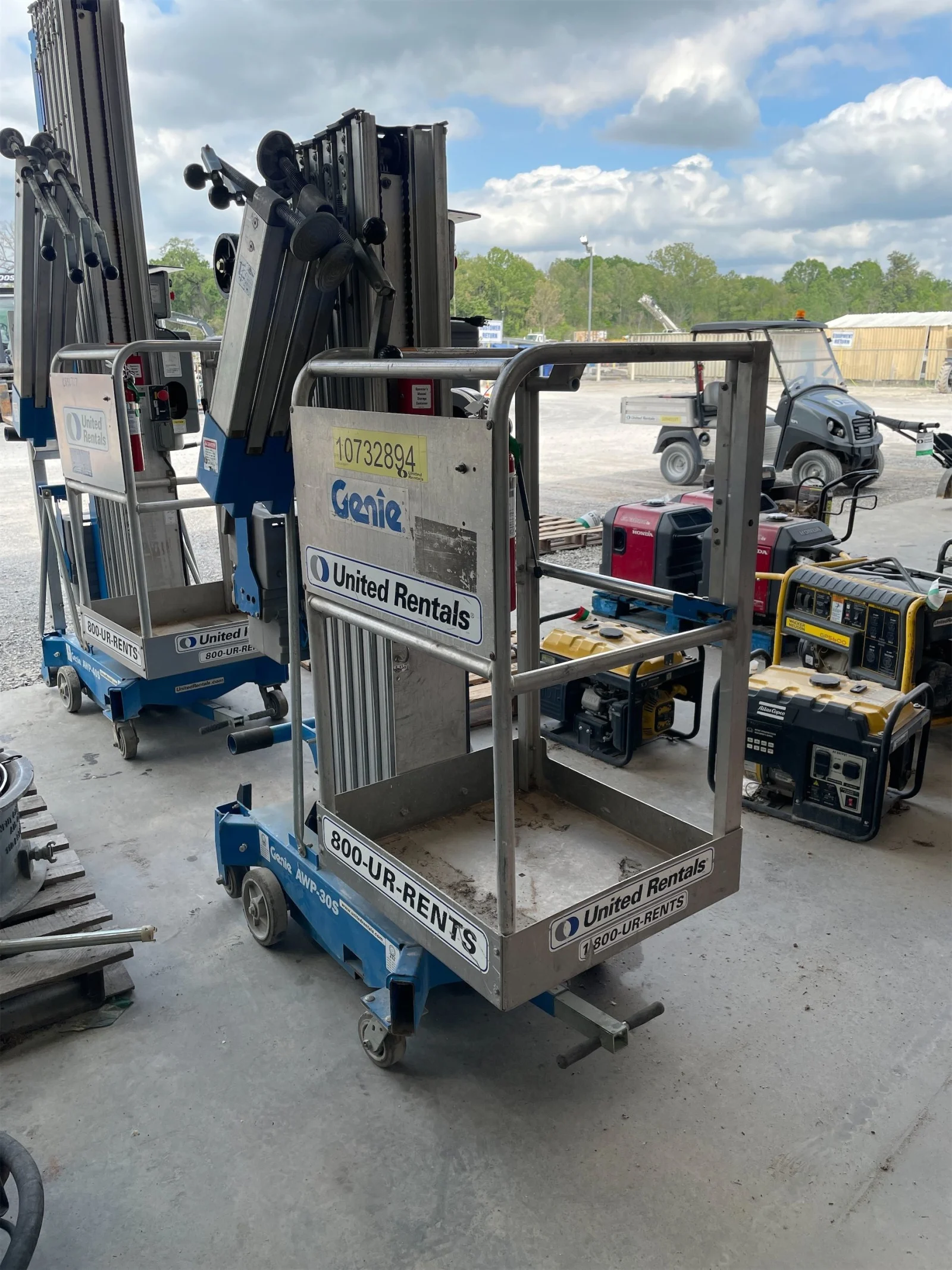 2018 Genie AWP-30SDC Pusharound