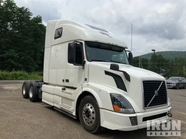 2016 Volvo VNL