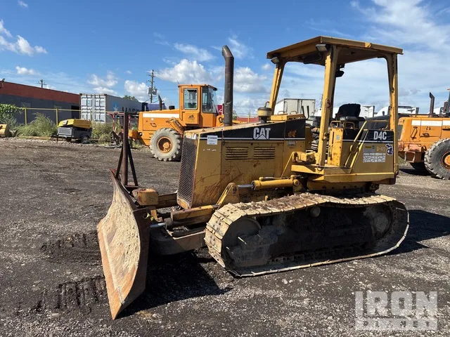 1997 Caterpillar D4C Series II