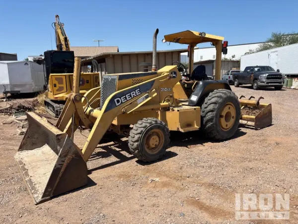 2004 John Deere 210LE