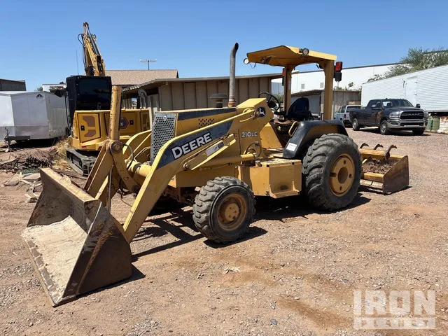 2004 John Deere 210LE