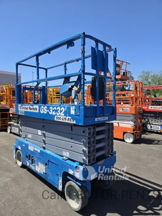 2019 Genie GS-3232