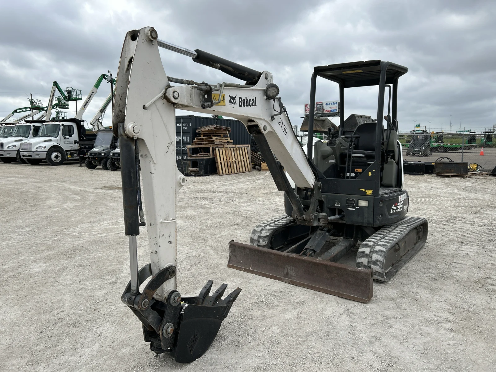 2021 Bobcat E35i