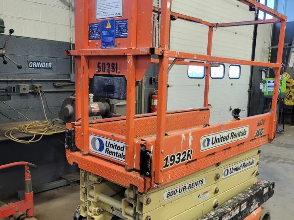 2017 JLG 1932R