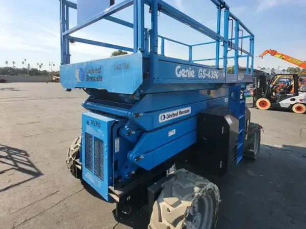 2018 Genie GS-4390 RT Rough Terrain