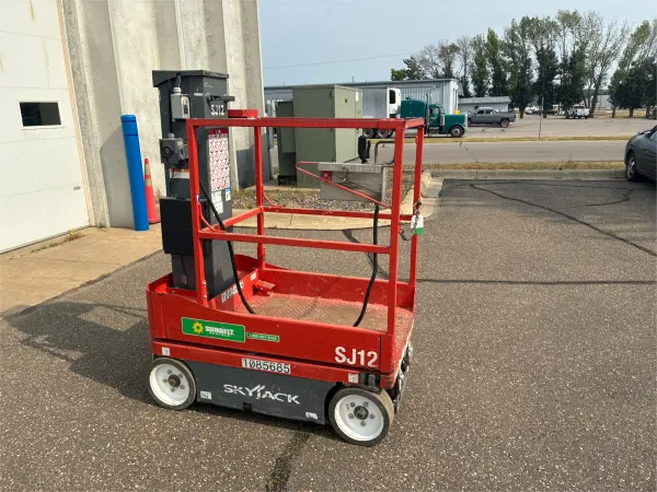 2017 Skyjack SJ12