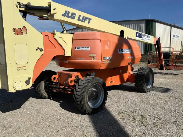 2016 JLG 800AJ