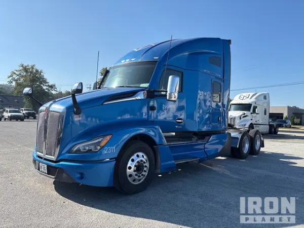 2023 Kenworth T680