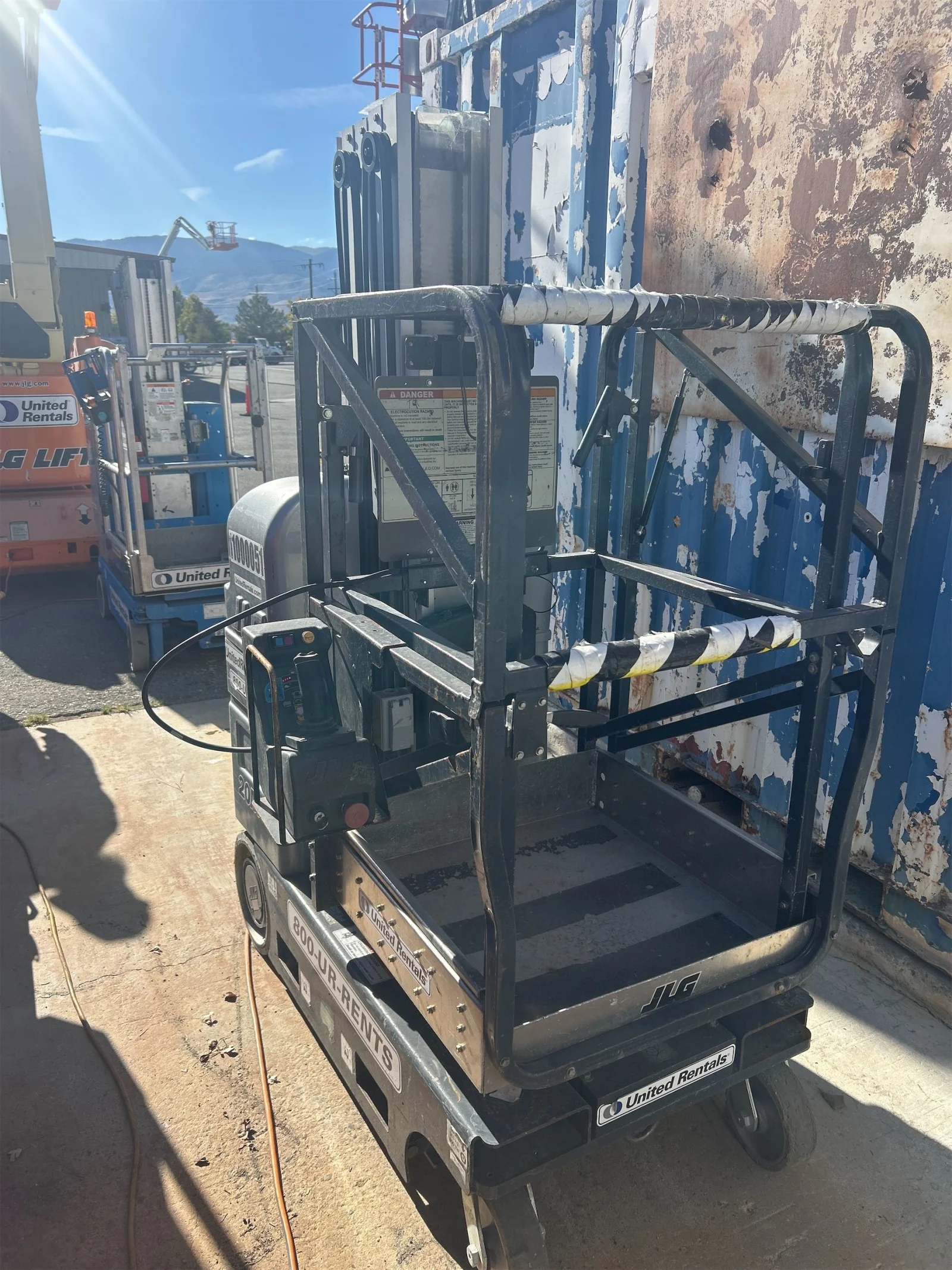 2019 JLG 20MVL Self-Propelled One-Person