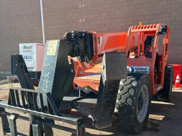 2018 JLG 10054