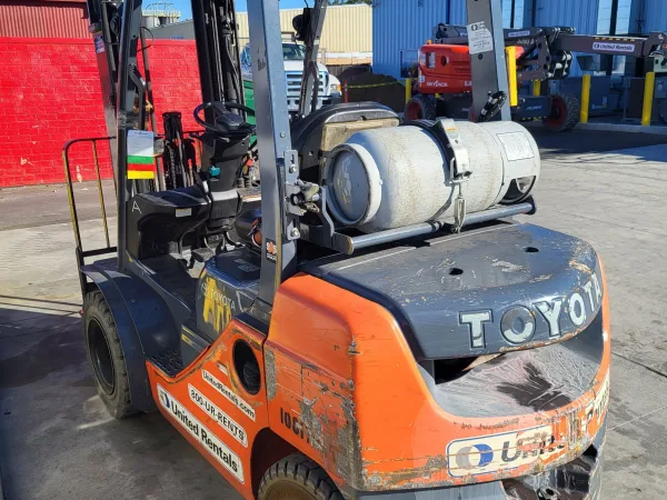 2018 Toyota 8FGU25-Warehouse