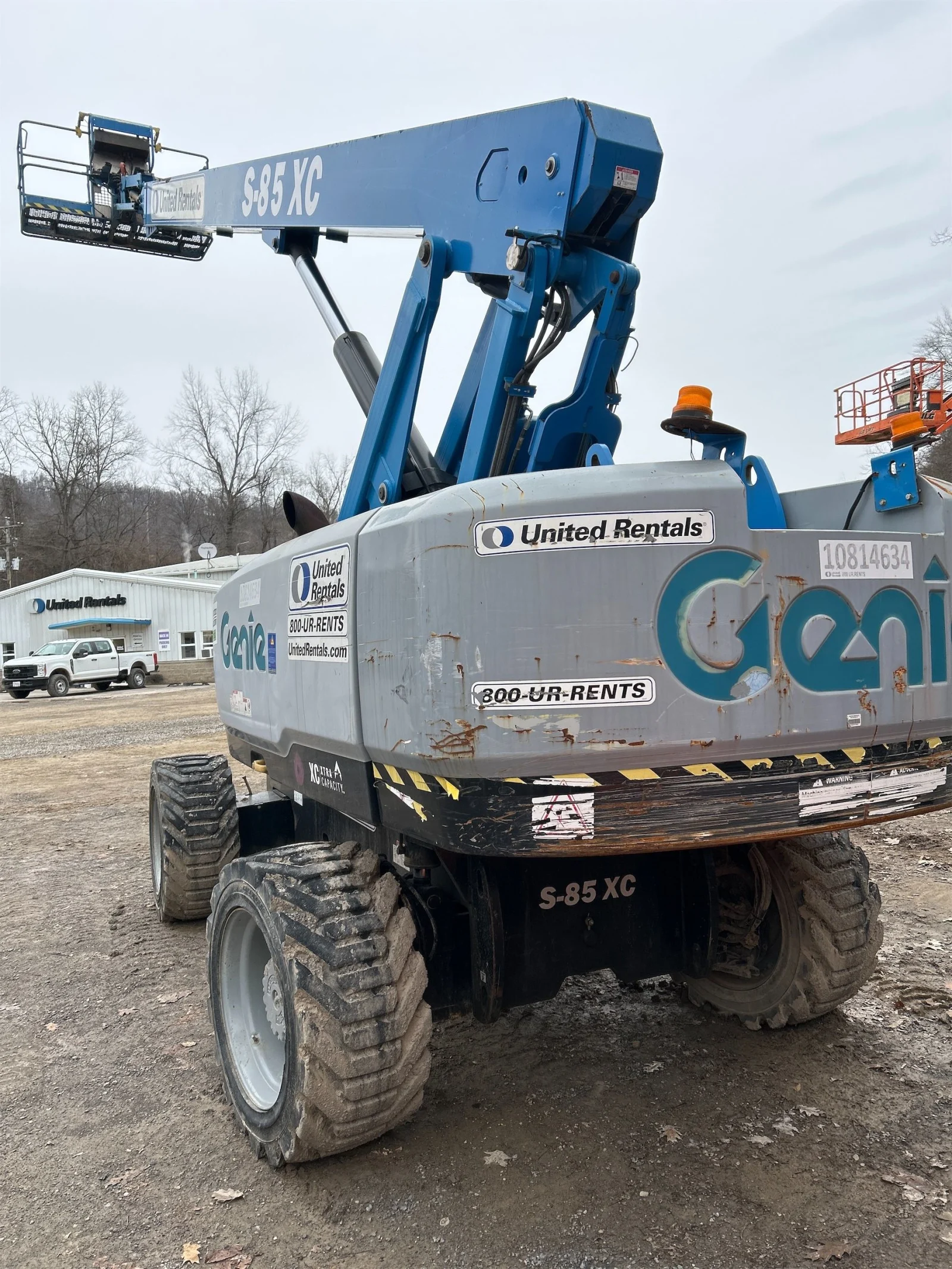 2018 Genie S-85XC