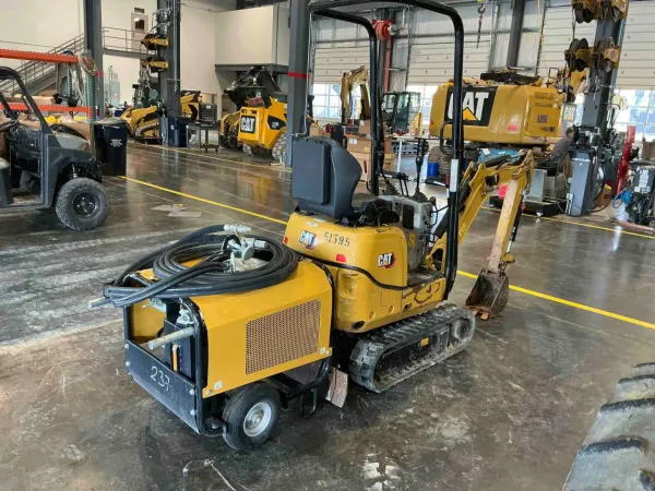2021 Caterpillar 300.9D