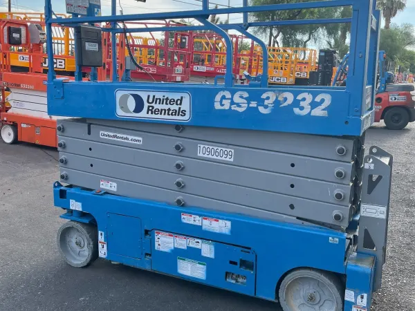 2019 Genie GS-3232