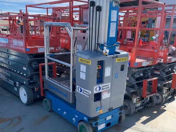 2017 Genie GR-20 Self-Propelled One-Person