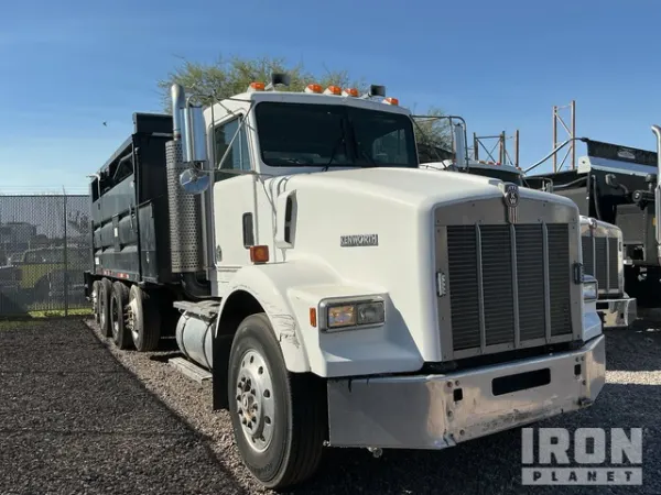 1990 Kenworth T800